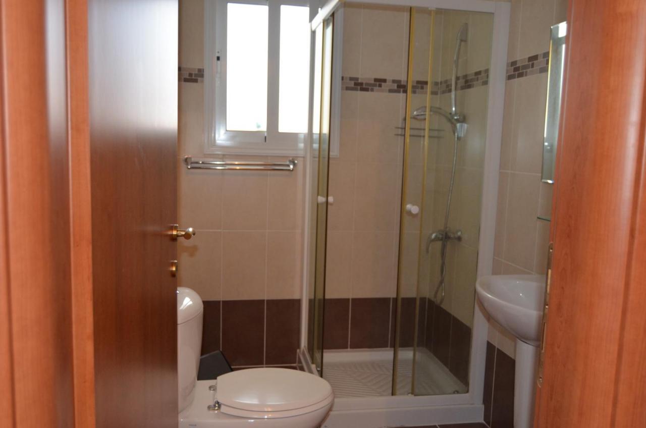Ithaki Gardens Apartment 107 Paphos ภายนอก รูปภาพ